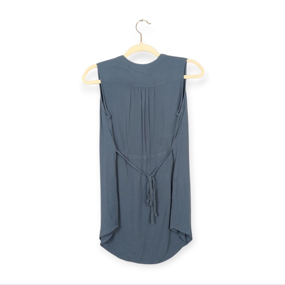 Ripe Blue April Nursing Maternity Sleeveless Button Down V-Neck Top Size S - Picture 2 of 7